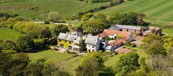 19th Century Manor House with sea views - 9 Ensuite Bedrooms - 11 Acres Garden