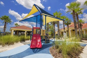 Zona de jocs infantil: a l'aire lliure