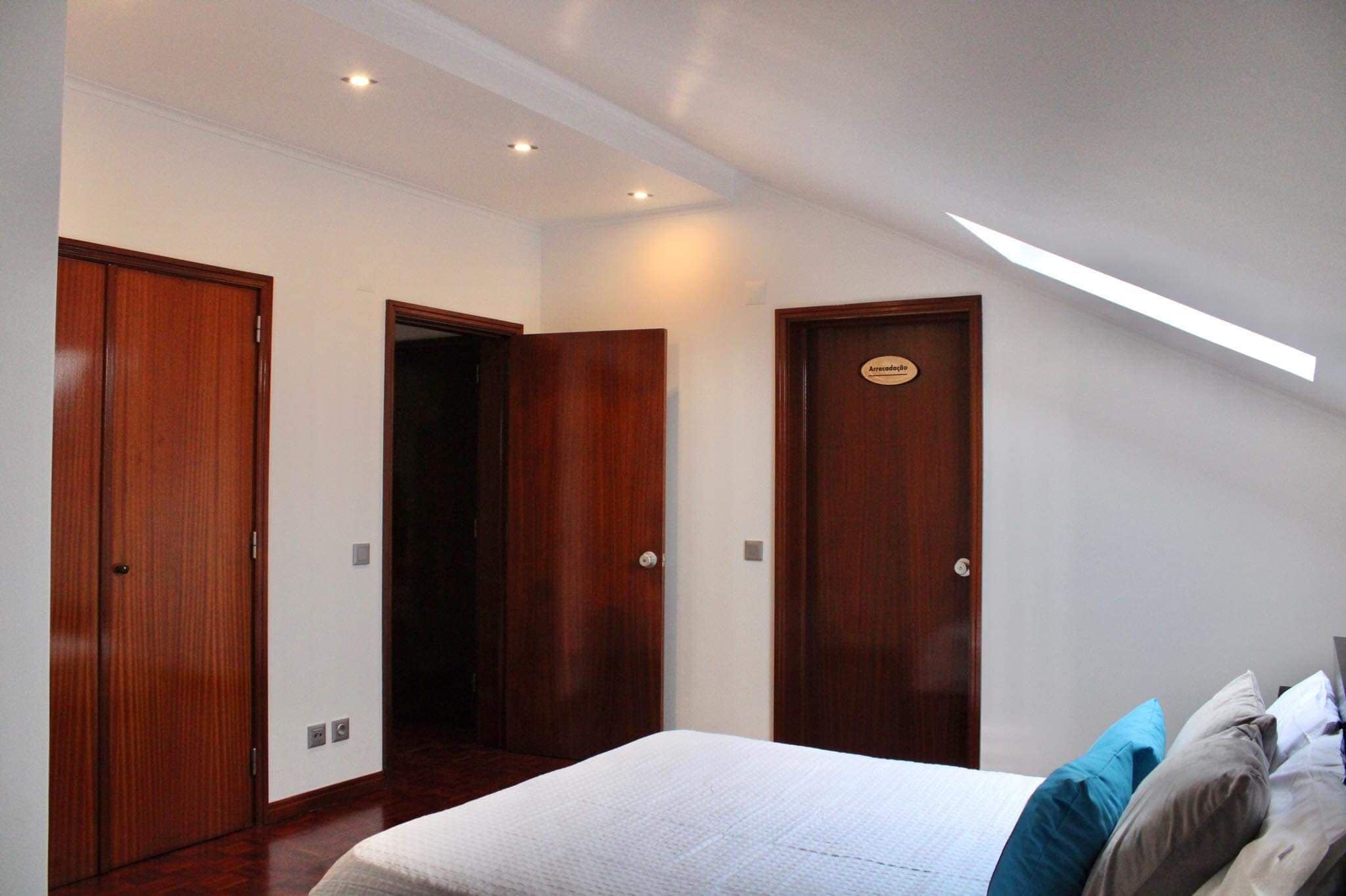 1 chambre, fer et planche à repasser, lit parapluie, Wi-Fi gratuit