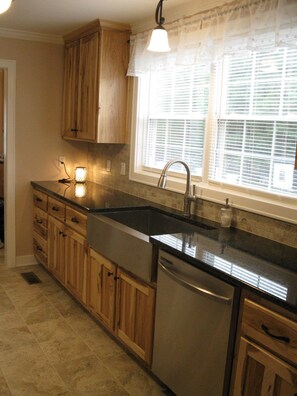 Fridge, microwave, oven, stovetop - Twin Maple Cottage, a country cottage get away near Blacksburg - 3BR 1Bath (Dublin)