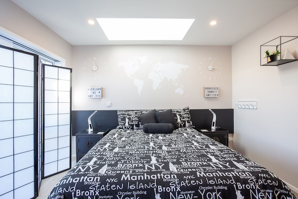 スタンダード ダブルまたはツインルーム バリアフリー | エジプト綿のシーツ、高級寝具、低反発ベッド、セーフティボックス (室内)