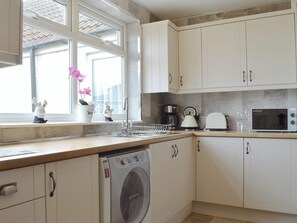 Seggiolone, pentole/stoviglie/utensili