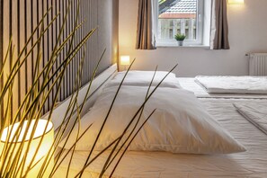 1 bedroom, iron/ironing board, travel crib, free WiFi - Cozy apartment on the ground floor for 2 persons (Carolinensiel)