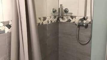 Gratis toiletartikler, hårtørrer