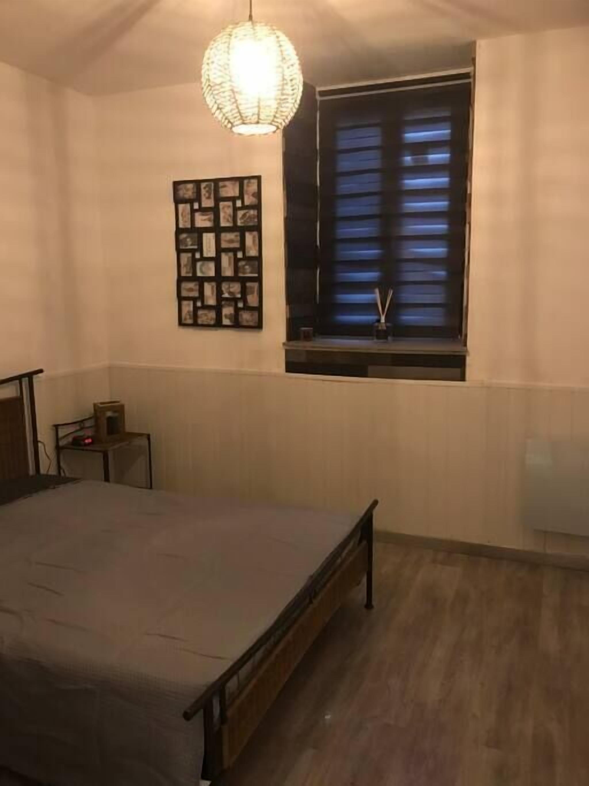 APPARTEMENT AVEC GARAGE CENTRE HISTORIQUE