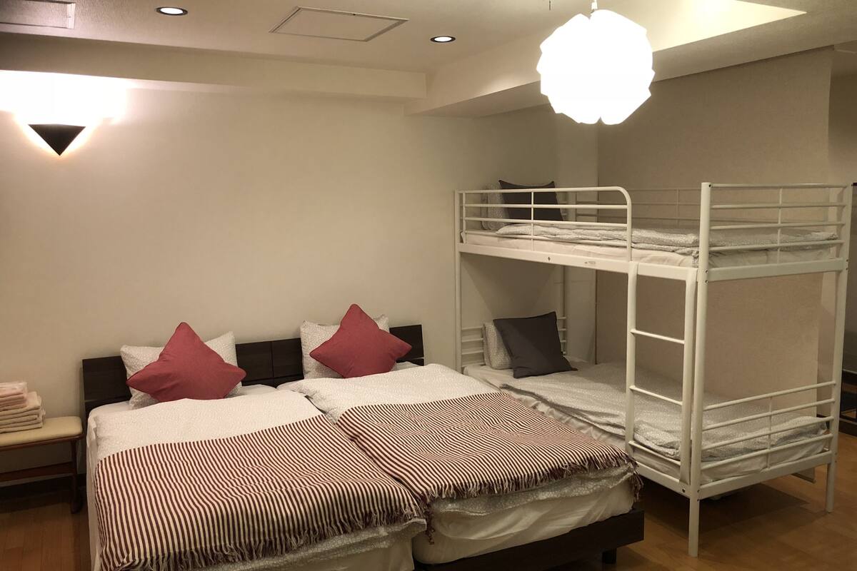 Apartment (A)