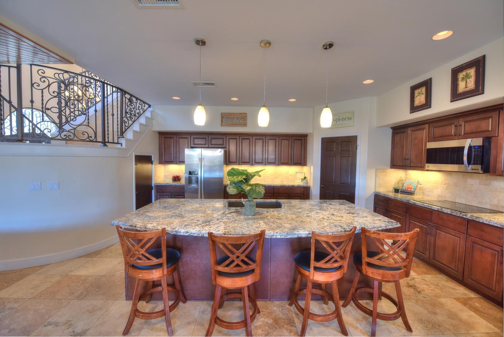 Newer Luxury Home - Just Bring Your Boat!