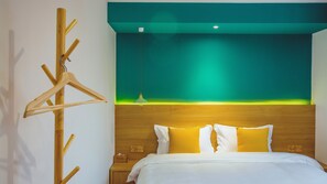 Habitación Signature doble | Escritorio, cortinas opacas, wifi gratis y ropa de cama