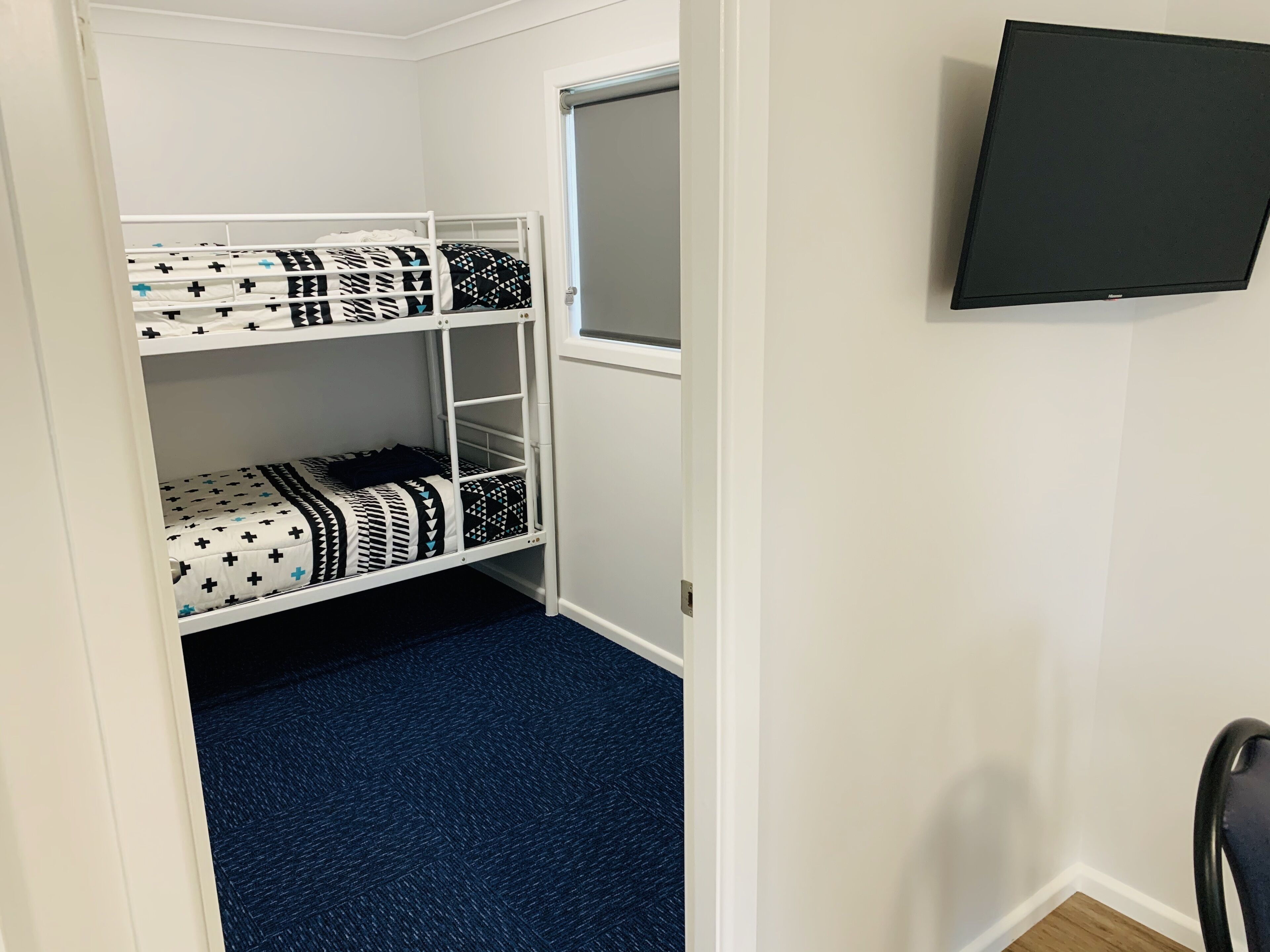 Deluxe-hytte | Individuelt design, individuel indretning, skrivebord, sengetøj