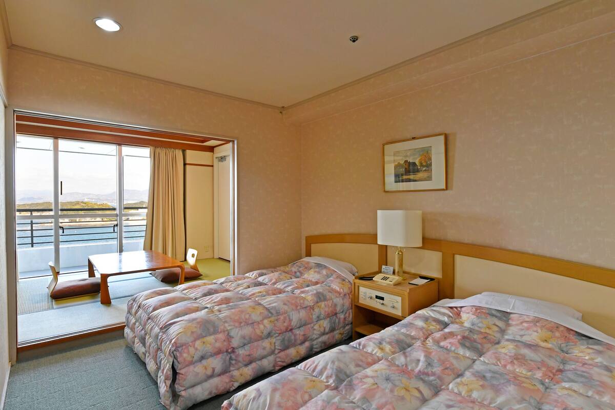 Japanese Western Style Room, Non Smoking | Free WiFi, bed sheets