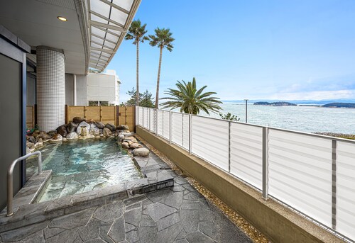 The Gran Resort Elegante Shirahama