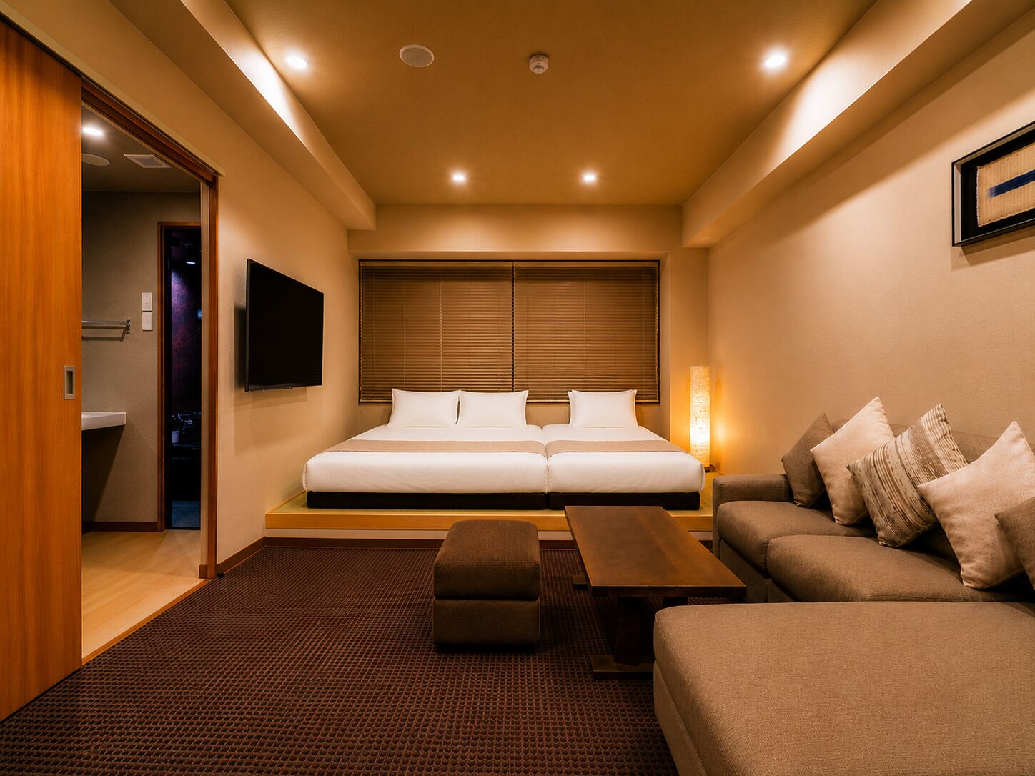 Superior Suite, 1 Bedroom, Non Smoking, Hot Tub | Living area | Smart TV
