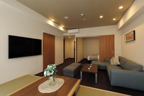 Living area - Randor Residential Hotel Kyoto Suites (Kyoto)