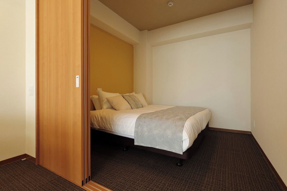1 bedroom, premium bedding, pillow-top beds, individually decorated