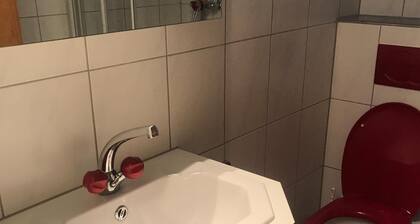 Möbelirte 2 Zimmer Wohnung