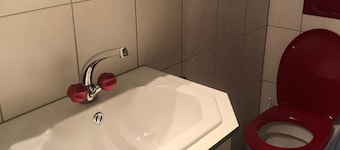 Möbelirte 2 Zimmer Wohnung