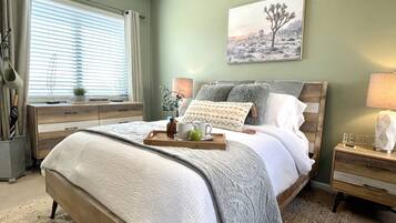 1 bedroom, desk, iron/ironing board, free WiFi
