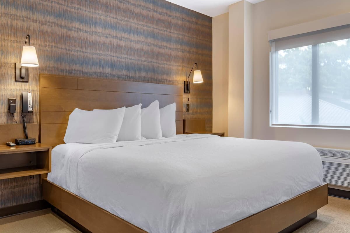 Premium bedding, pillow-top beds, in-room safe, desk