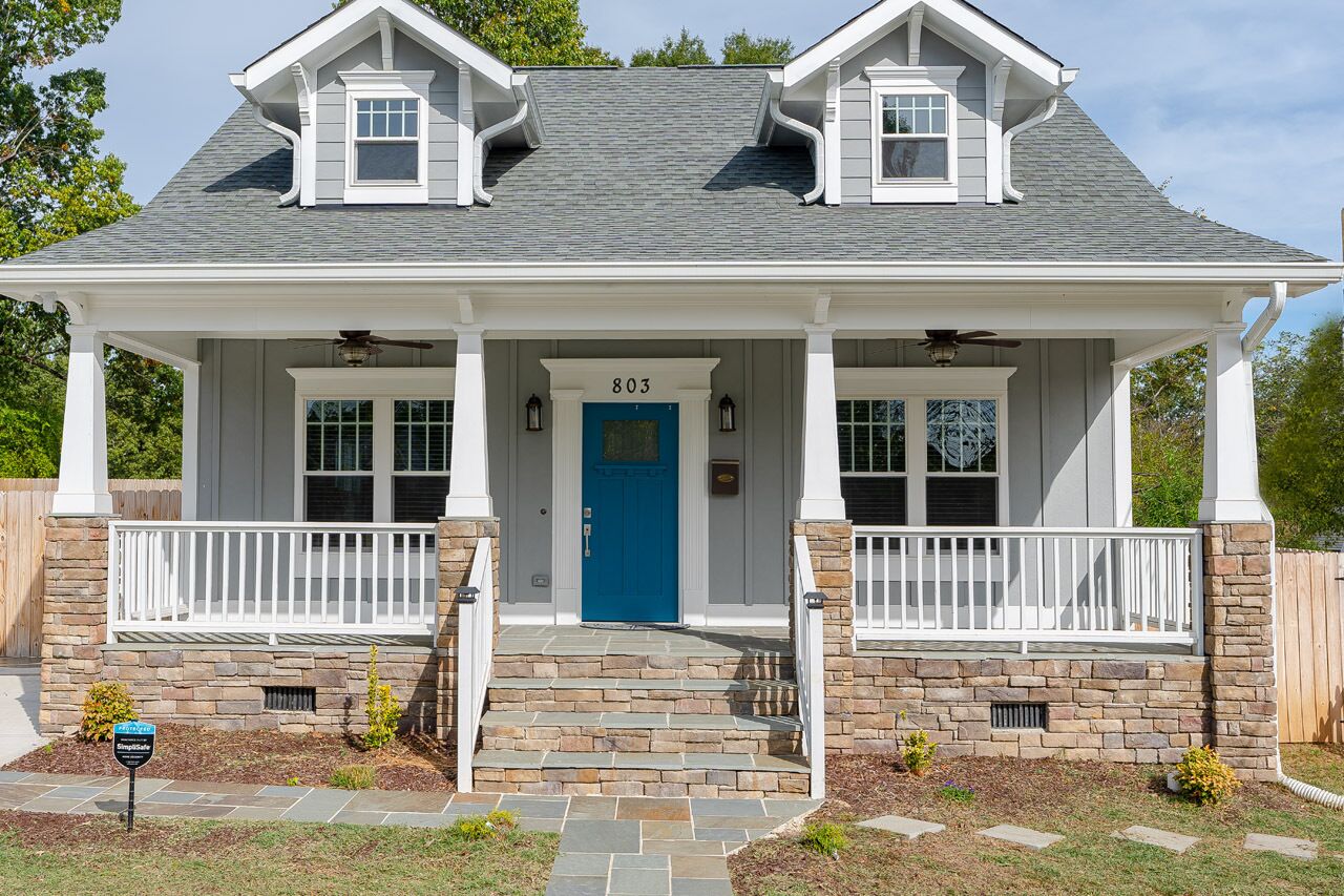 New! Newly Renovated Downtown Home