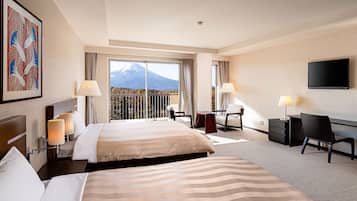In-room safe, desk, laptop workspace, free WiFi