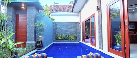 Piscine extérieure