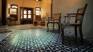 Sala de estar en el lobby