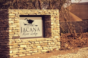 Exterior detail - Jacana River Lodge (Nkomazi)
