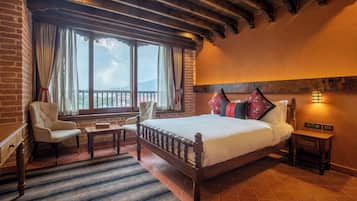 1 bedroom, premium bedding, minibar, in-room safe