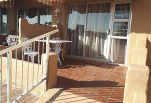 Porch - Agapé Guesthouse (Cape Town)