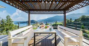 Familienhaus (Noeul, Caters to Family Only) | Terrasse/Patio