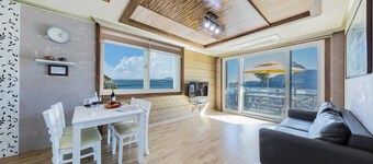 Namhae Oceanview Pension