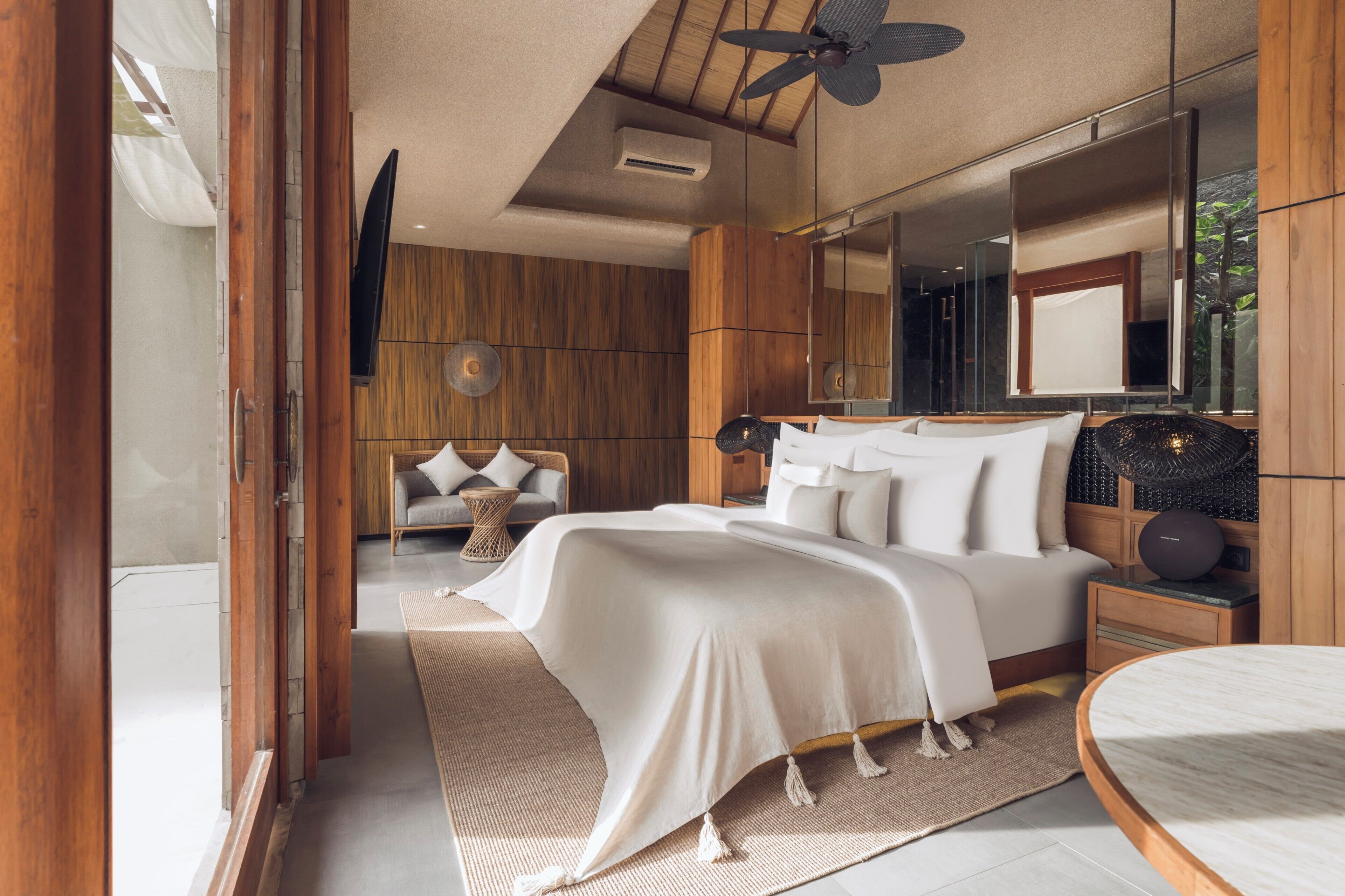 Grand Royal Smart 1 Bedroom Villa with Private Pool & Hot tub | 1 slaapkamer, een minibar, een kluis op de kamer