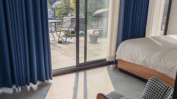 Signature Room | Premium bedding, down comforters, individually decorated, desk
