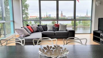 高級公寓 | 起居區 | 電視