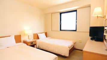 Desk, laptop workspace, iron/ironing board, free WiFi