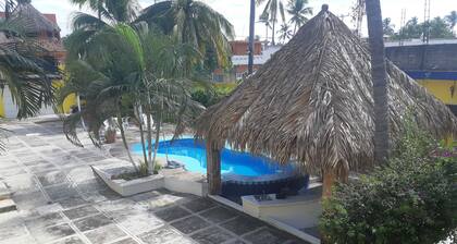 CASA MELAQUE'S BEACH