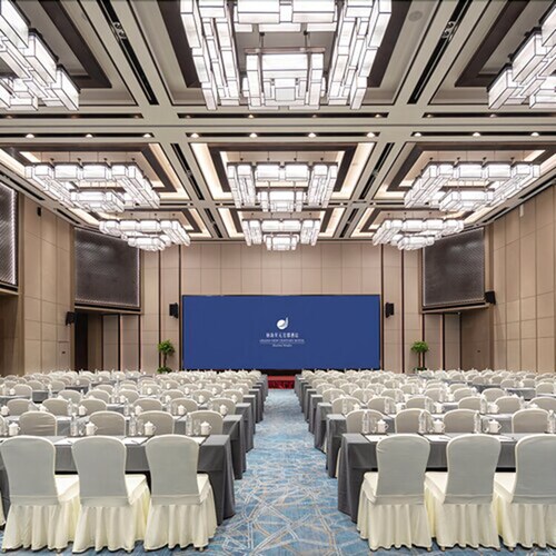 New Century Hotel Zhenhai