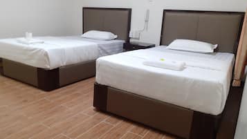 Habitación Deluxe con 2 camas individuales | Ropa de cama