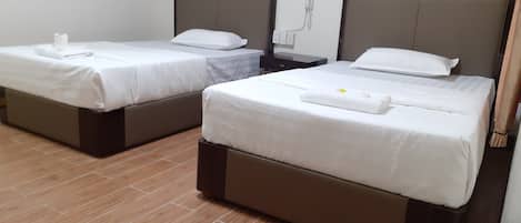 Chambre Deluxe avec lits jumeaux | Literie fournie