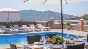Pool - Villa Alejandro Sayalonga by Ruralidays (Málaga)