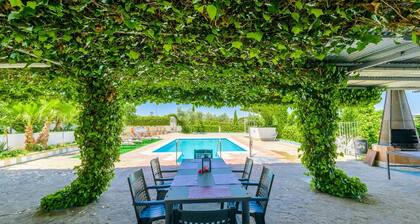 Vaikuttava maaseudun talo ryhmille lähellä Antequeraa