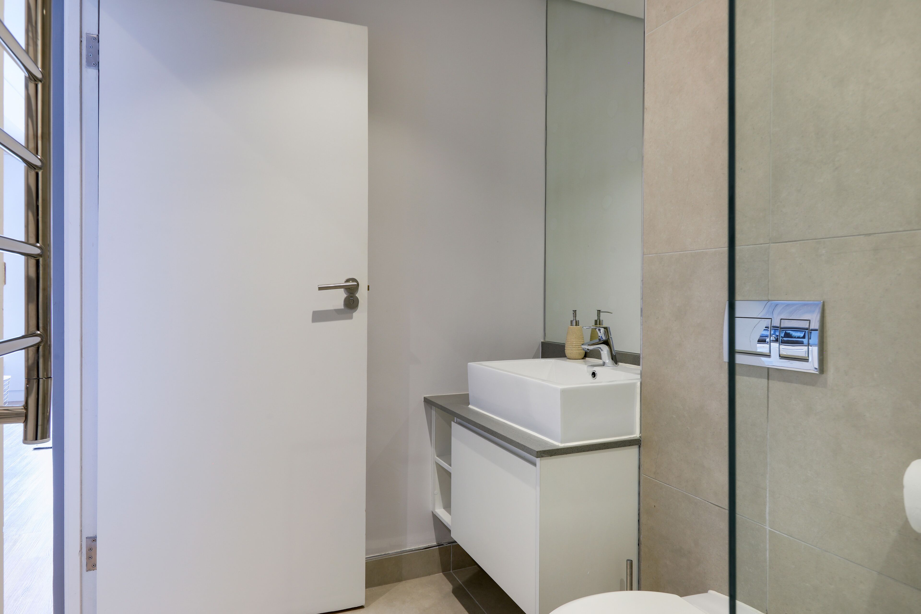 Eco Balcony Sentinel Apartment 1006