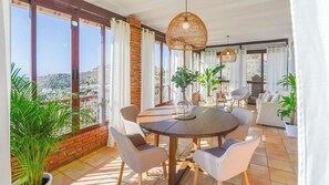 Dining - Olivo de Torrox by Ruralidays (Málaga)