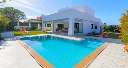 Villa MĂłnaco Conil de la Frontera by Ruralidays