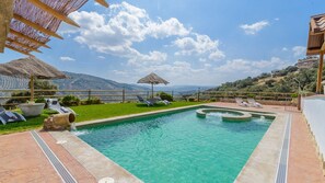 Pool - Villa Fraskito Iznájar by Ruralidays (Córdoba)