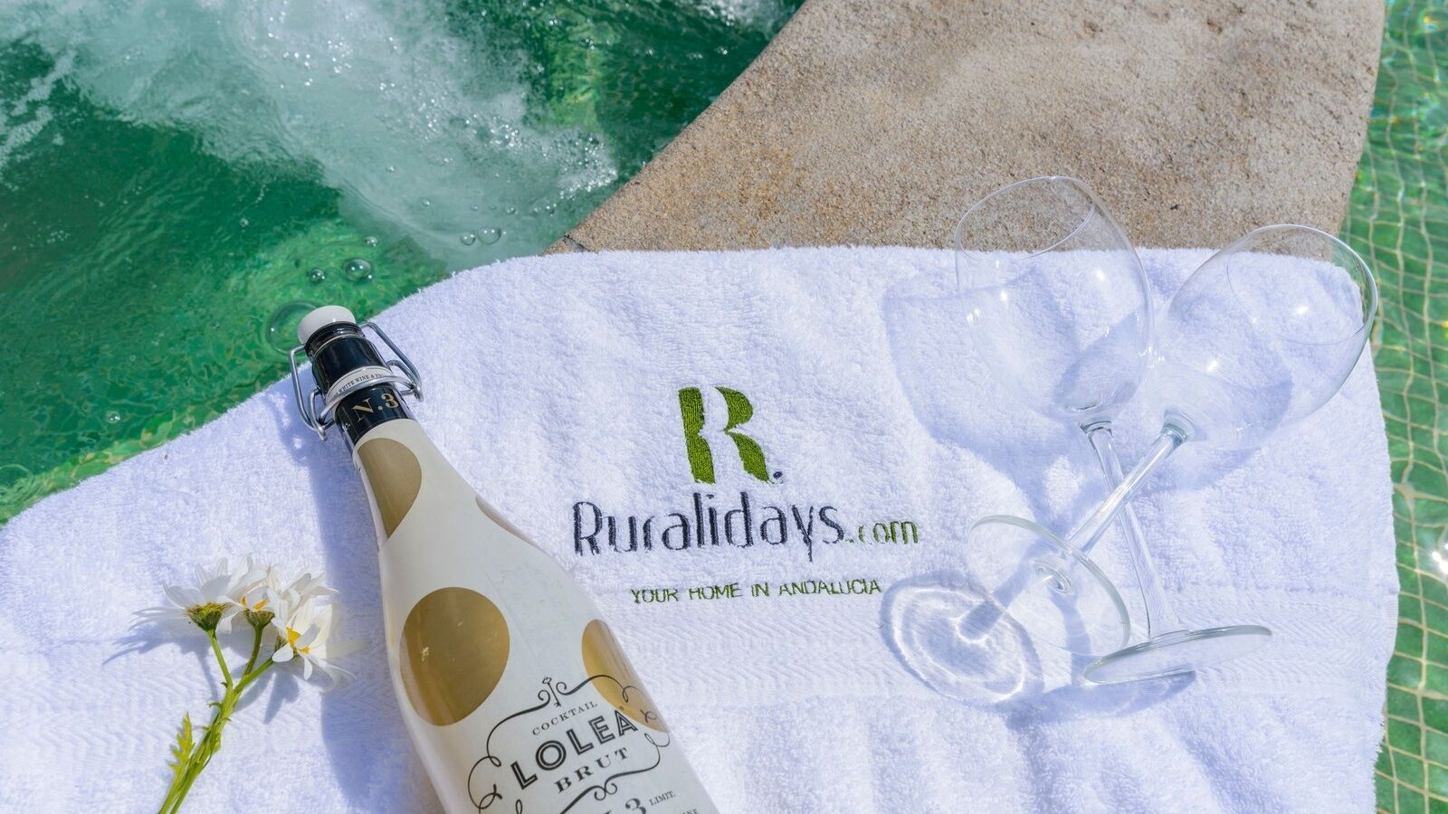 Villa Fraskito Iznájar by Ruralidays