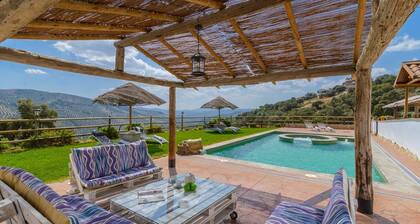 Villa Fraskito Iznájar by Ruralidays