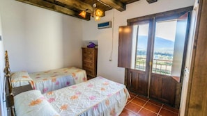 4 bedrooms, iron/ironing board, travel cot, WiFi