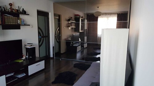 Appartement privé 2 chambres, prix négociable> 7 jours, billets EURO2020, parking