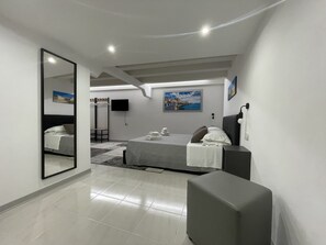 2 chambres, fer et planche à repasser, Wi-Fi, draps fournis